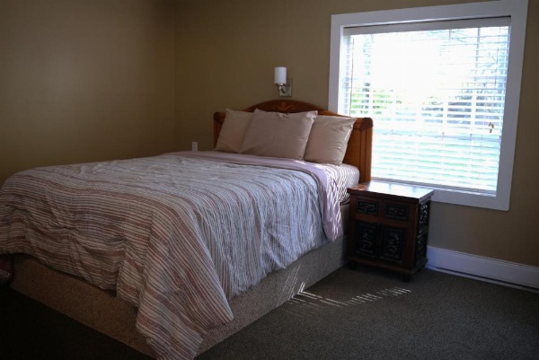 Malahat Bungalows Motel image 7