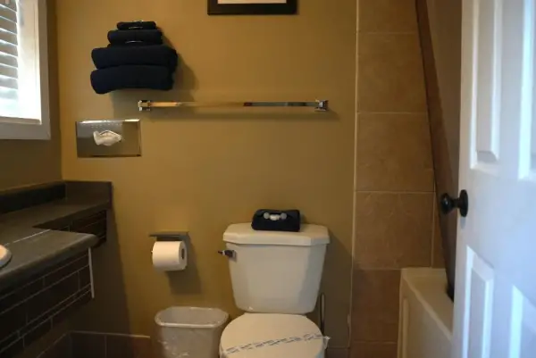 Malahat Bungalows Motel 10